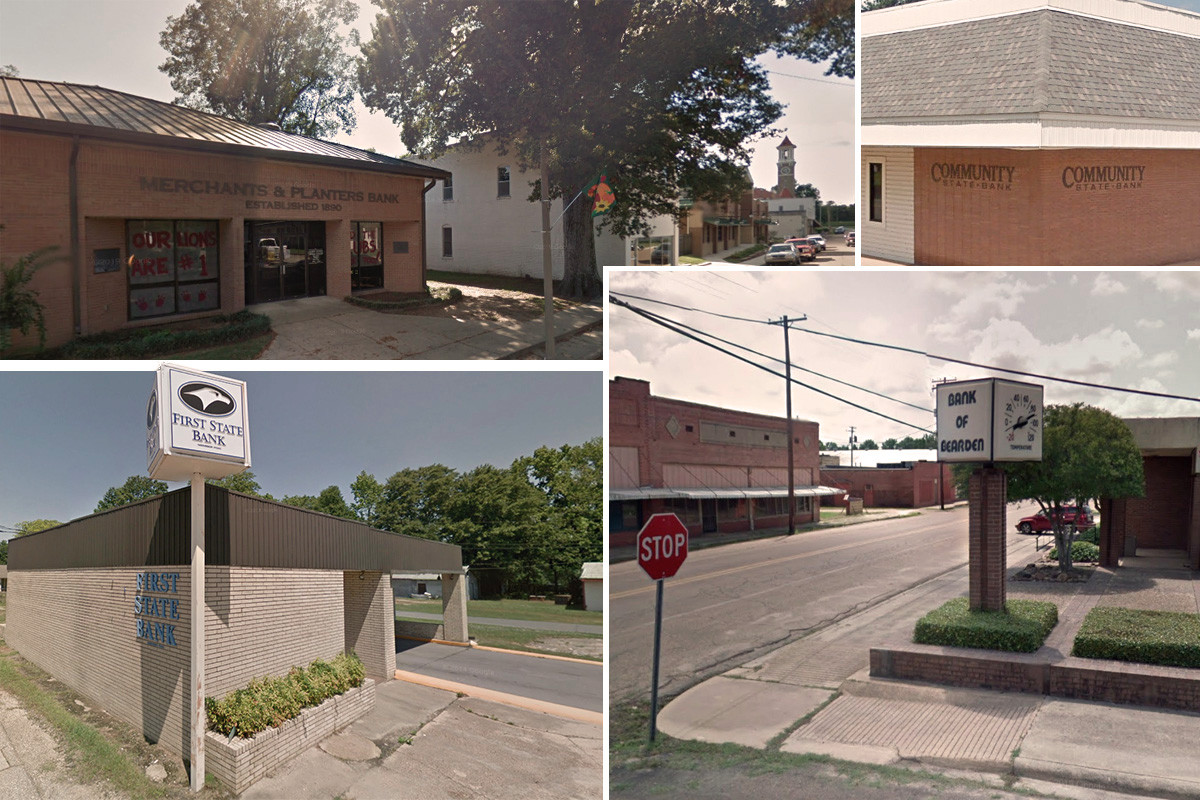 Smallest Banks Dwindle 128699