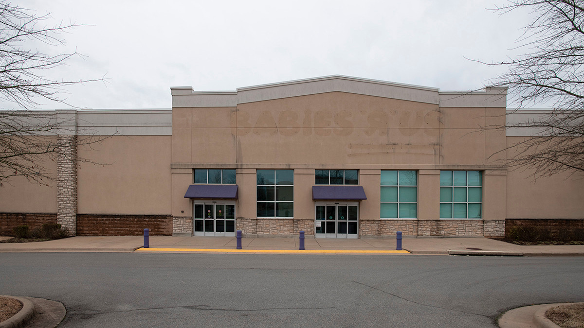 Shackleford Crossings' Retail Woes 130019