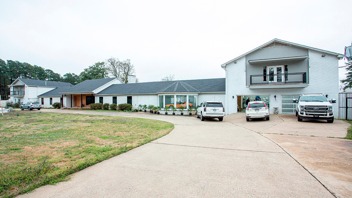 New Owners of Osbourne House 130495