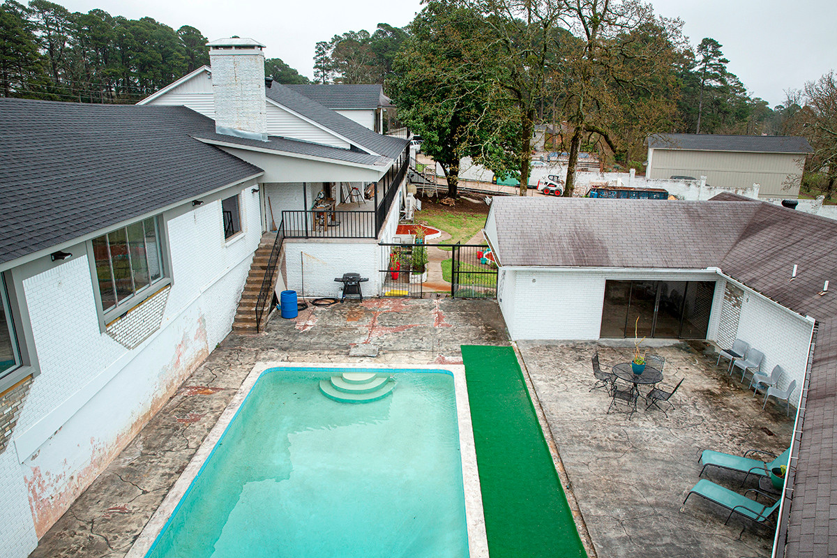 New Owners of Osbourne House 130495