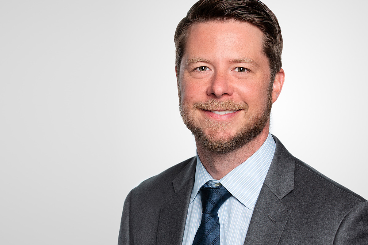 AB0720-20 Movers Ben Kutylo