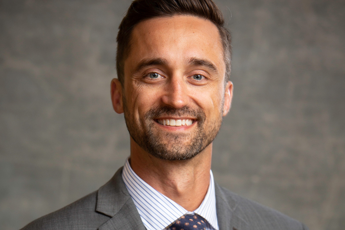 Financial Movers 136539 Patrick Hum