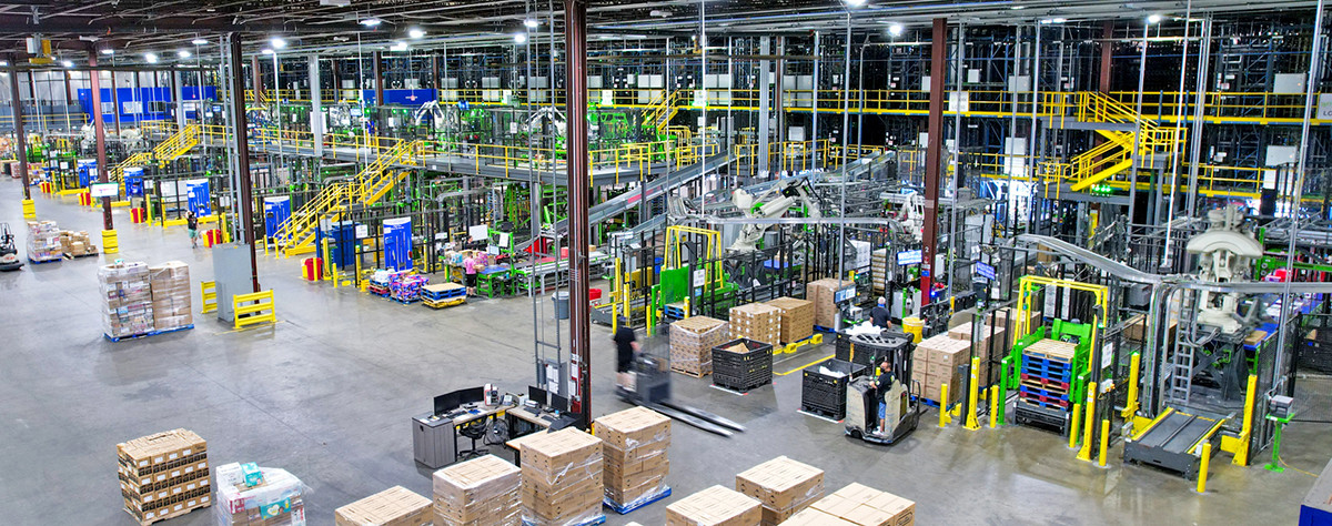 Walmart Launches Logistical Revolution 136875