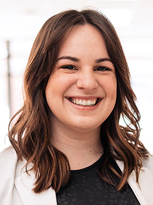 132826 mover Brooke Money