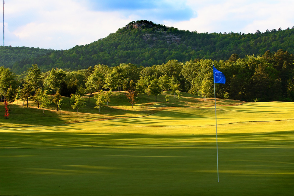 Chenal Valley Healthy Chenal Country CLub Bears Den